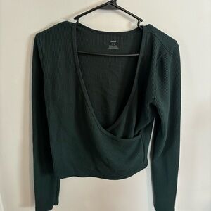 Aerie wrapped dark green top.